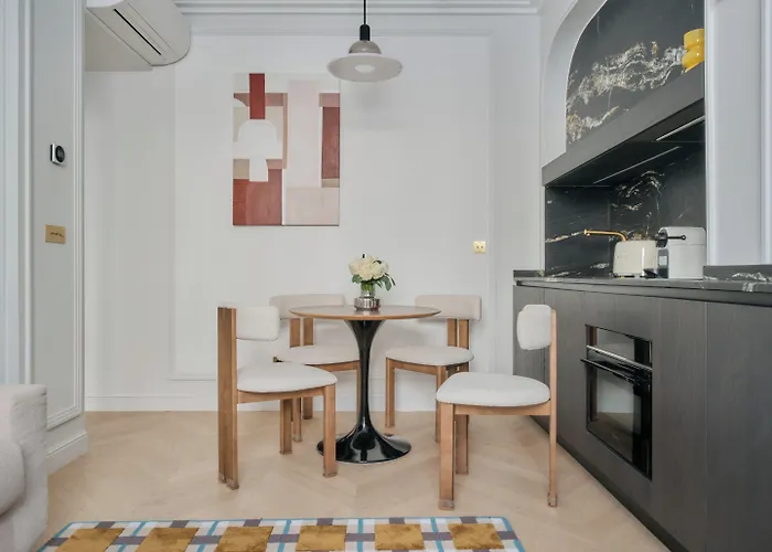 Nestay Les Halles 4* París