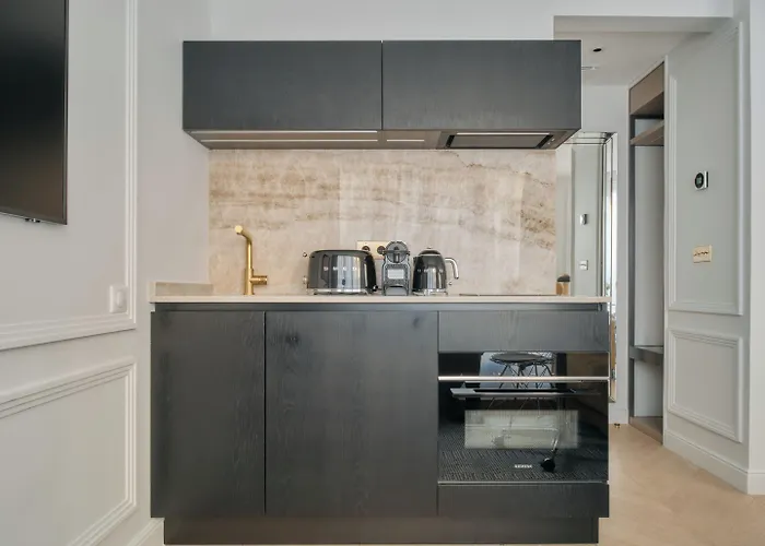 Nestay Les Halles Apartahotel