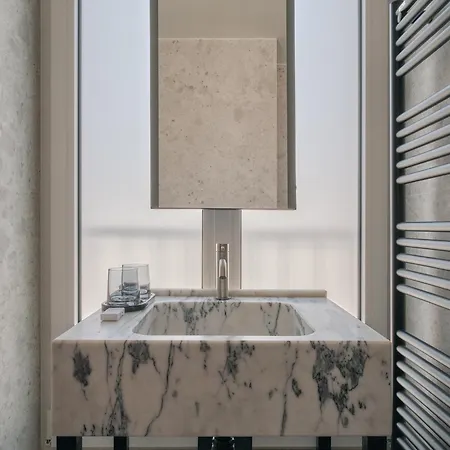 Nestay Les Halles 4* Párizs