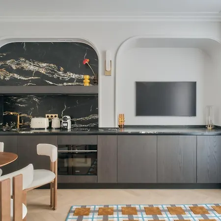 Nestay Les Halles Апарт-отель 4*