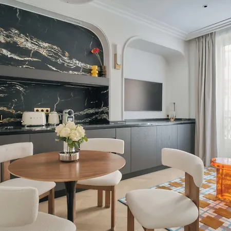 Nestay Les Halles Aparthotel