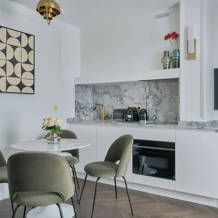 Nestay Les Halles Апарт-отель Париж