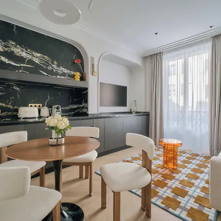 Apartmanhotel Nestay Les Halles