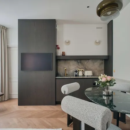 Nestay Les Halles Апарт-отель