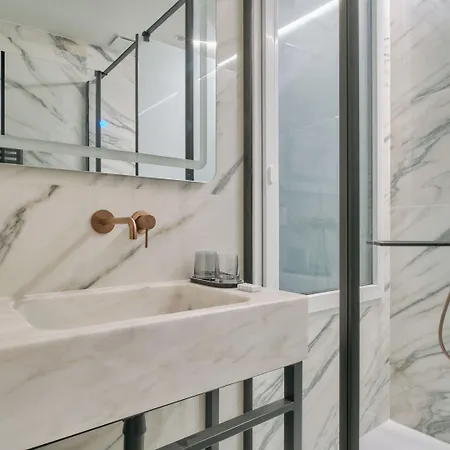 Nestay Les Halles Párizs