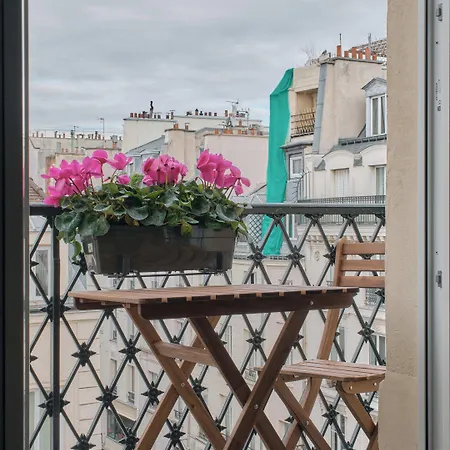 Апарт-отель Nestay Les Halles