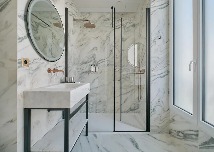 Nestay Les Halles 4*