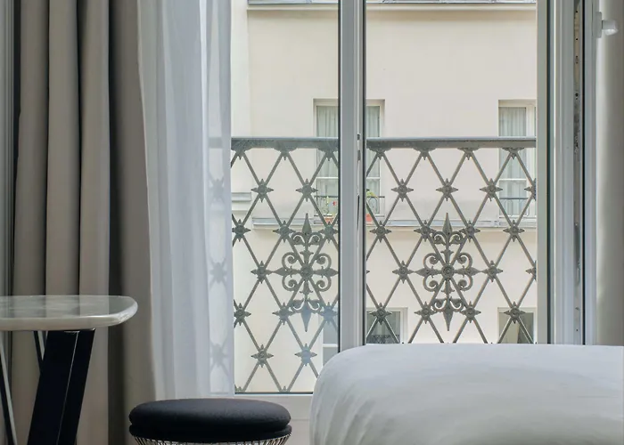 Nestay Les Halles 4*