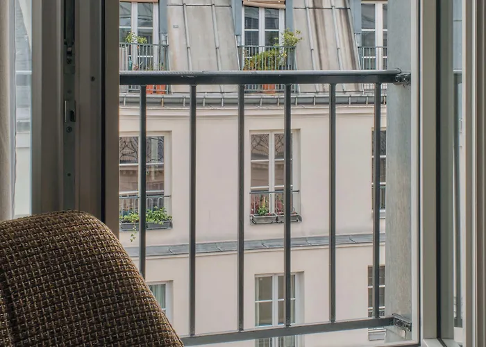 Nestay Les Halles 4* Paris